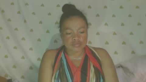 Snapshot of lorahvane chatting on 06.05.26 LorahVane online show from 06.05.26