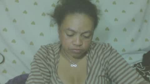 Snapshot of lorahvane chatting on 06.23.26 LorahVane online show from 06.23.26