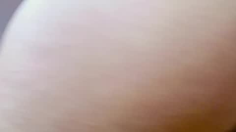 LoraShines online show from 11.28.25