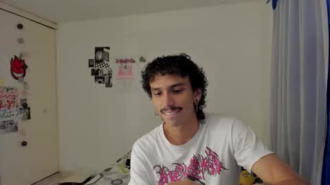 Snapshot of lordpussy__ chatting on 10.31.25 lordpussy__ online show from 10.31.25