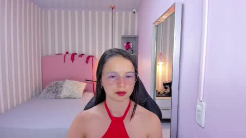 lorelaigiven online show from 11.05.25