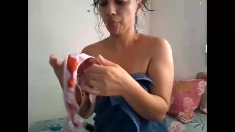 Snapshot of loreley1910 chatting on 04.03.26 HI Privates are OPEN online show from 04.03.26