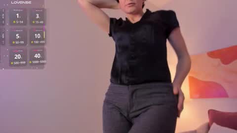 Loren online show from 11.26.25