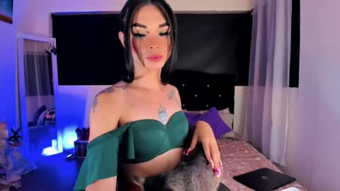 lesly lorena online show from 01.31.25