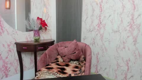 lorena_watson online show from 12.31.24