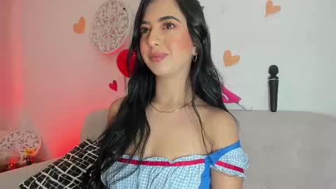 L O R E N online show from 02.19.25