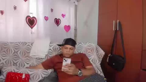 Queen Loreth online show from 09.15.25