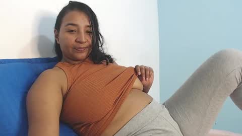 Snapshot of loretta_ chatting on 04.24.26 Loretta Gmez online show from 04.24.26