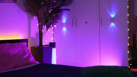 LoretteLorena online show from 04.14.26