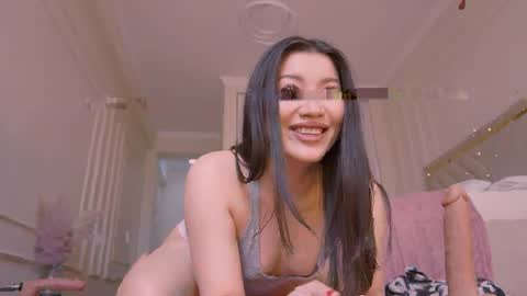 Leyla  online show from 03.23.26