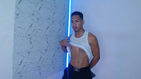 Lorian Vikel  online show from 09.12.25