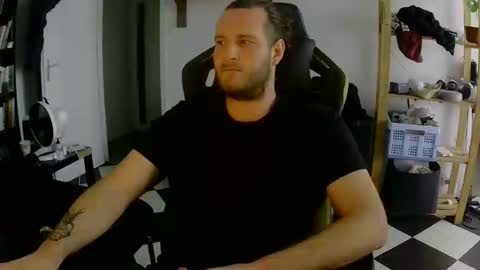 Lorigon online show from 09.14.25