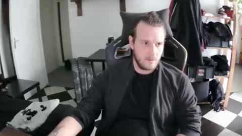 Lorigon online show from 11.18.25