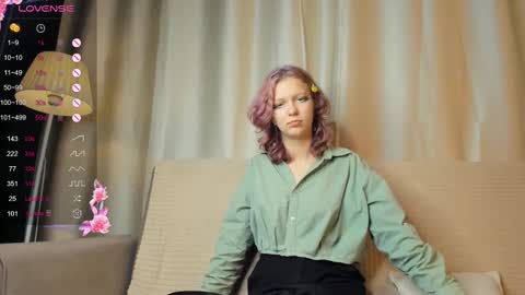 Snapshot of lornagarman chatting on 02.05.25 Jetta online show from 02.05.25