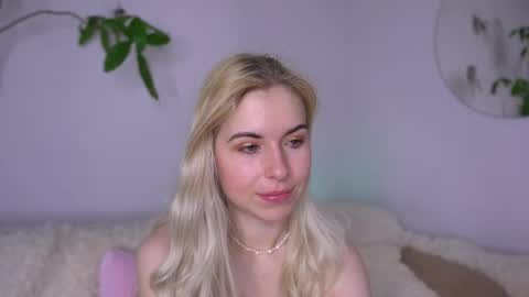 Lorrie online show from 04.19.26