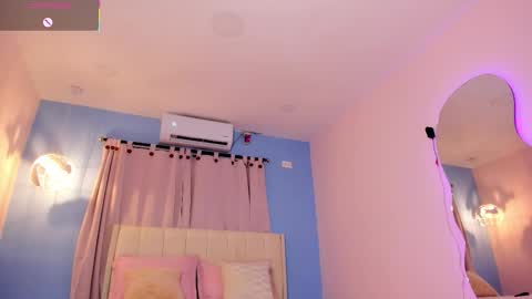 Snapshot of lou_22_ chatting on 02.20.26 Lou online show from 02.20.26