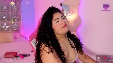 Snapshot of lou_22_ chatting on 03.10.26 Lou online show from 03.10.26