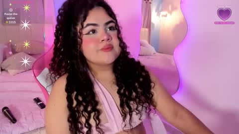 Snapshot of lou_22_ chatting on 03.15.26 Lou online show from 03.15.26