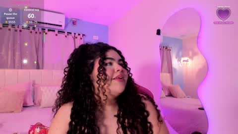 Snapshot of lou_22_ chatting on 03.26.26 Lou online show from 03.26.26