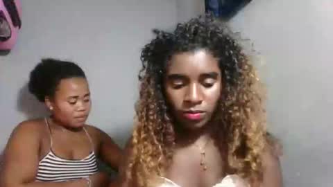 Snapshot of louane98 chatting on 02.04.26 louane98 online show from 02.04.26