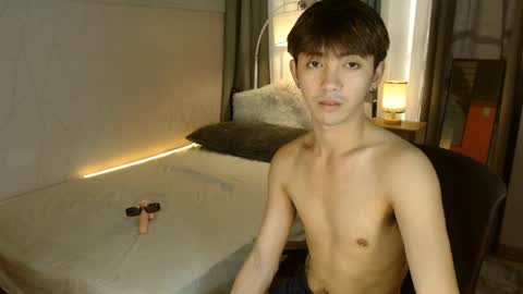 Snapshot of louieismy_name chatting on 12.13.24 ignot ursh online show from 12.13.24