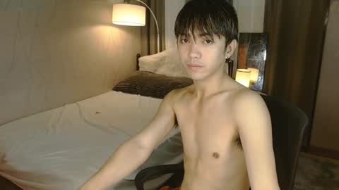 Snapshot of louieismy_name chatting on 12.30.24 ignot ursh online show from 12.30.24