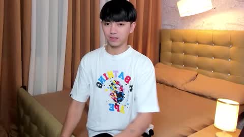 Snapshot of louieismy_name chatting on 10.19.25 ignot ursh online show from 10.19.25