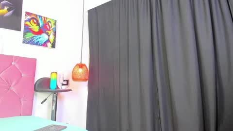 OF louis bcasta1 online show from 02.19.25