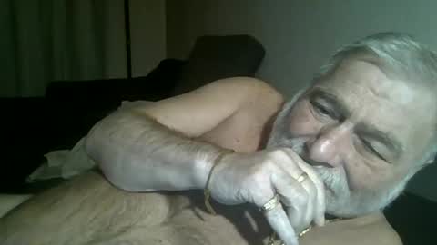 louis_chokdee online show from 12.13.24