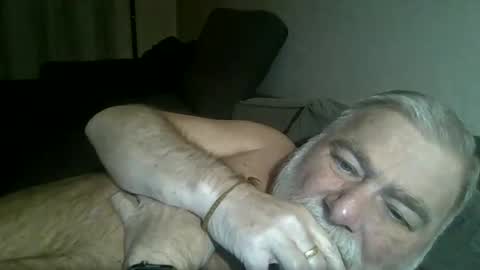 louis_chokdee online show from 12.21.24