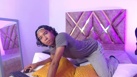 Snapshot of louis_hardstar chatting on 01.09.25 Louis Valdz online show from 01.09.25