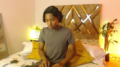 Snapshot of louis_hardstar chatting on 01.13.25 Louis Valdz online show from 01.13.25