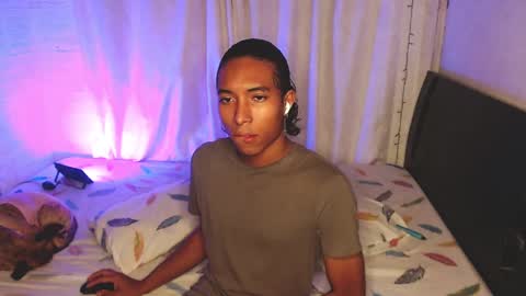Snapshot of louis_hardstar chatting on 02.08.25 Louis Valdz online show from 02.08.25