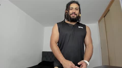 louis_marley_ online show from 11.18.25