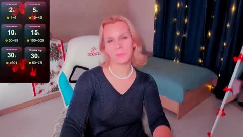 Snapshot of louisa_bay chatting on 01.09.25 Louisa online show from 01.09.25