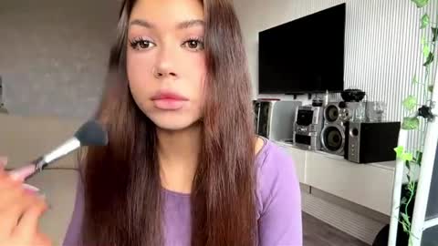 Flora online show from 04.05.26