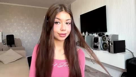 Flora online show from 04.15.26