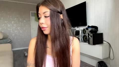 Flora online show from 04.24.26