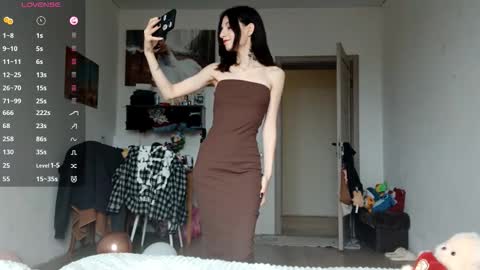 EVA online show from 11.28.25