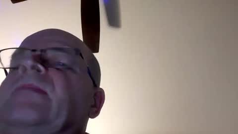 loutastic9770 online show from 12.28.24