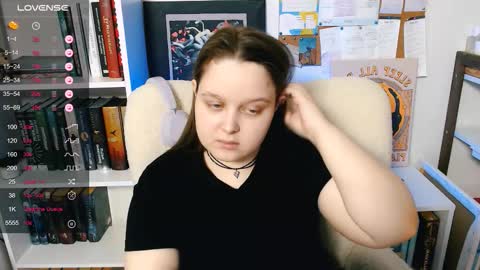 Mia  online show from 02.23.26