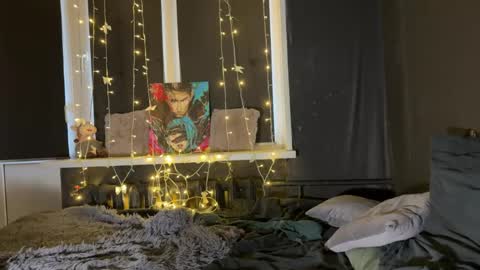 Snapshot of love4couple chatting on 04.11.26 Mary and Tom online show from 04.11.26