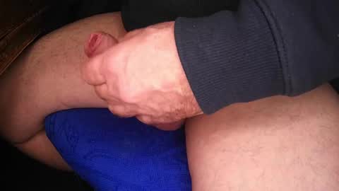 Snapshot of love_aero chatting on 02.16.25 big head online show from 02.16.25