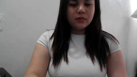 Snapshot of love_anjela chatting on 07.06.26 love_anjela online show from 07.06.26