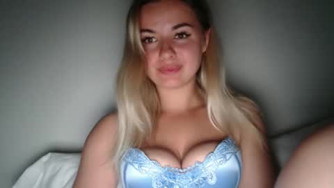 Megane online show from 10.11.25