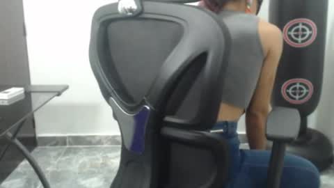 Nina online show from 11.18.25