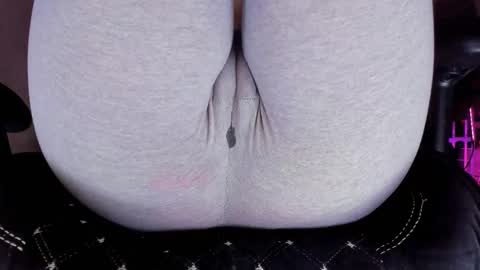 Kira online show from 09.21.25