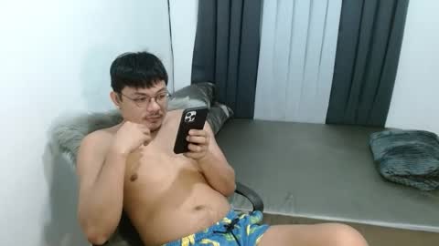 Snapshot of love_hottieh chatting on 11.14.25 love_hottieh online show from 11.14.25