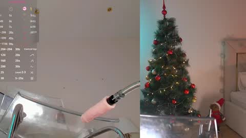 Snapshot of lovebabyblush chatting on 12.17.24 Shynie online show from 12.17.24