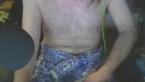 Snapshot of lovebird71 chatting on 11.22.25 lovebird71 online show from 11.22.25